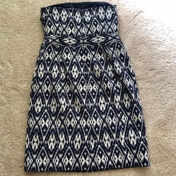 Banana Republic Ikat Blue White Strapless Dress 12 - Picture 6 of 13